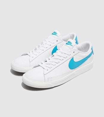 Botasky Nike Blazer Low Blazer Low - Panske Topanky Biele | GRL-583074